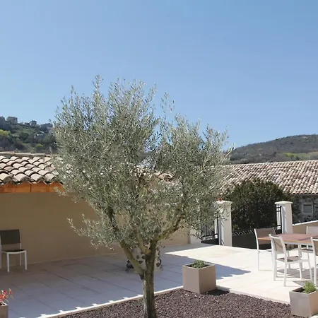 Holiday home 5 Bedroom Lovely In Thome *