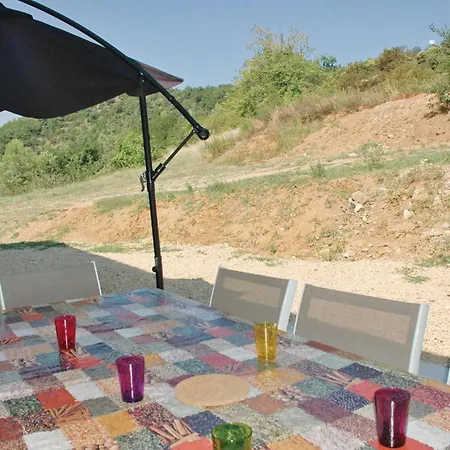 Holiday home 5 Bedroom Lovely In Thome Saint-Thome